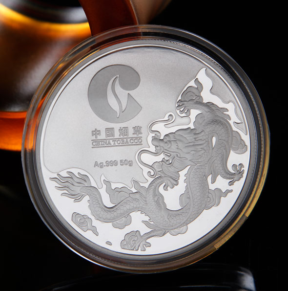 宜春市煙草專賣新大樓喬遷定制銀章 周年慶定做 新三板上市紀(jì)念章定制